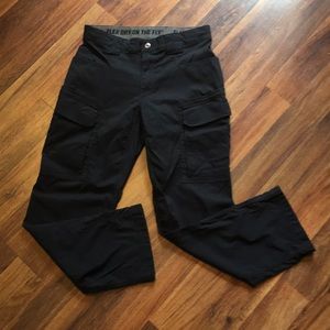 dry on the fly cargo pants